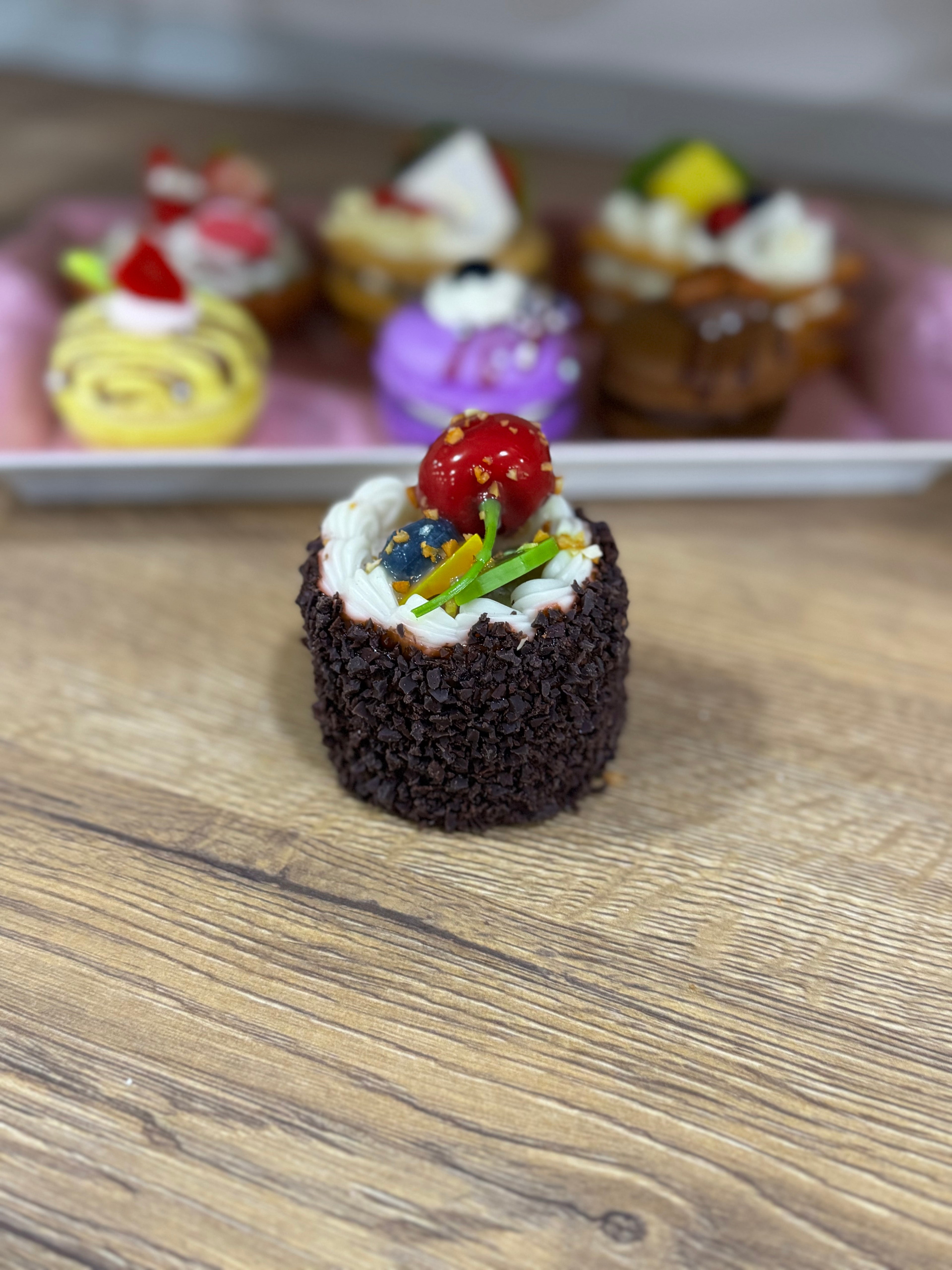 Dolcetti finti disponibili in varie forme e colori