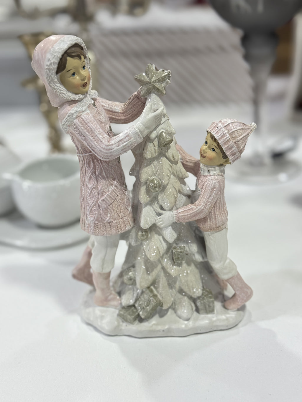 Decorazione natalizia Statuina Bimbe con alberello