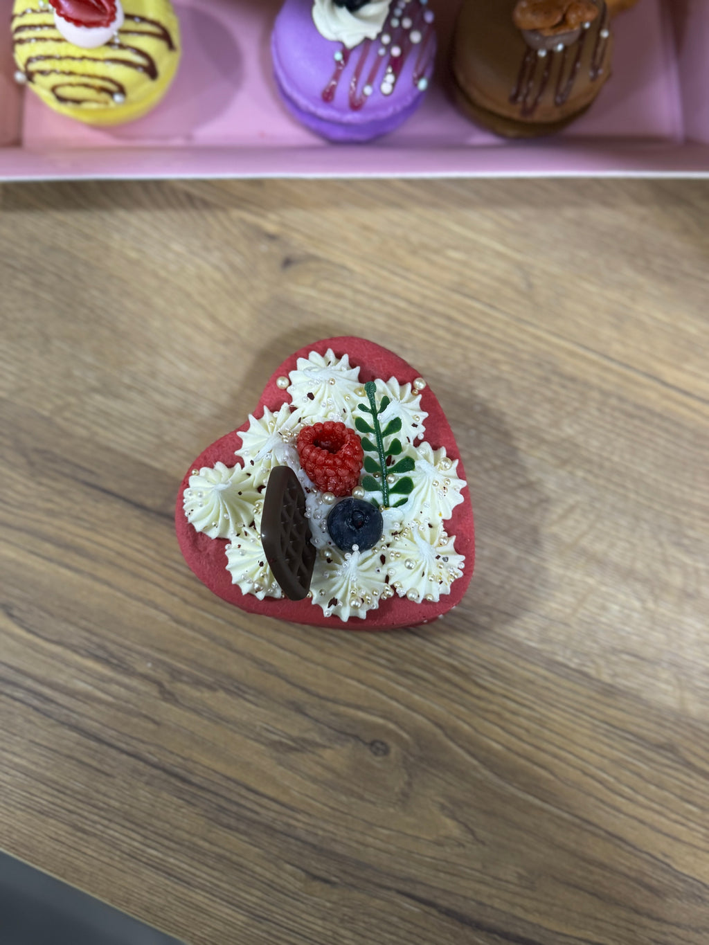 Dolcetti finti disponibili in varie forme e colori