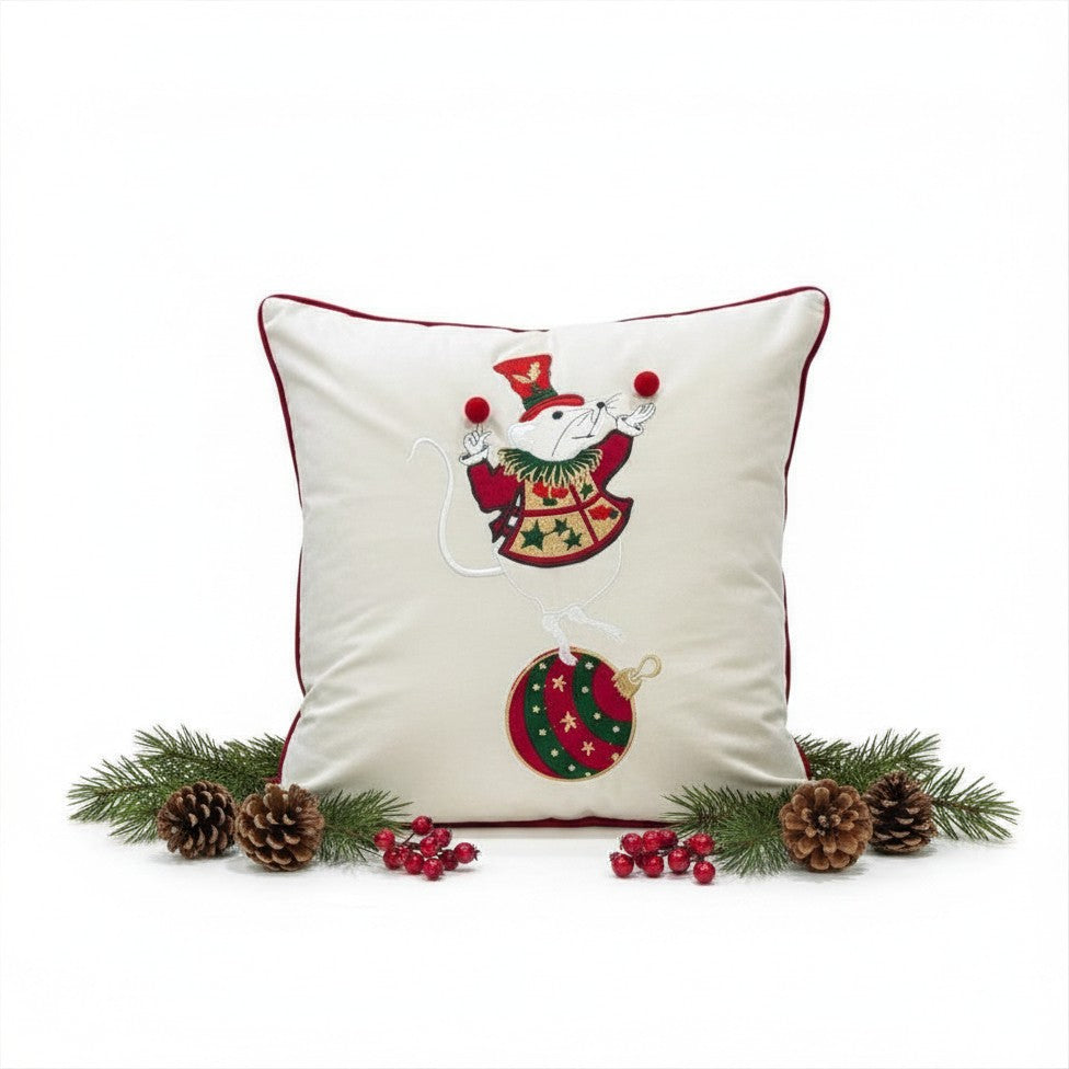 Cuscino Natalizio Merry Christmas con Ricamo a Rilievo – 45x45 Sfoderabile con Imbottitura