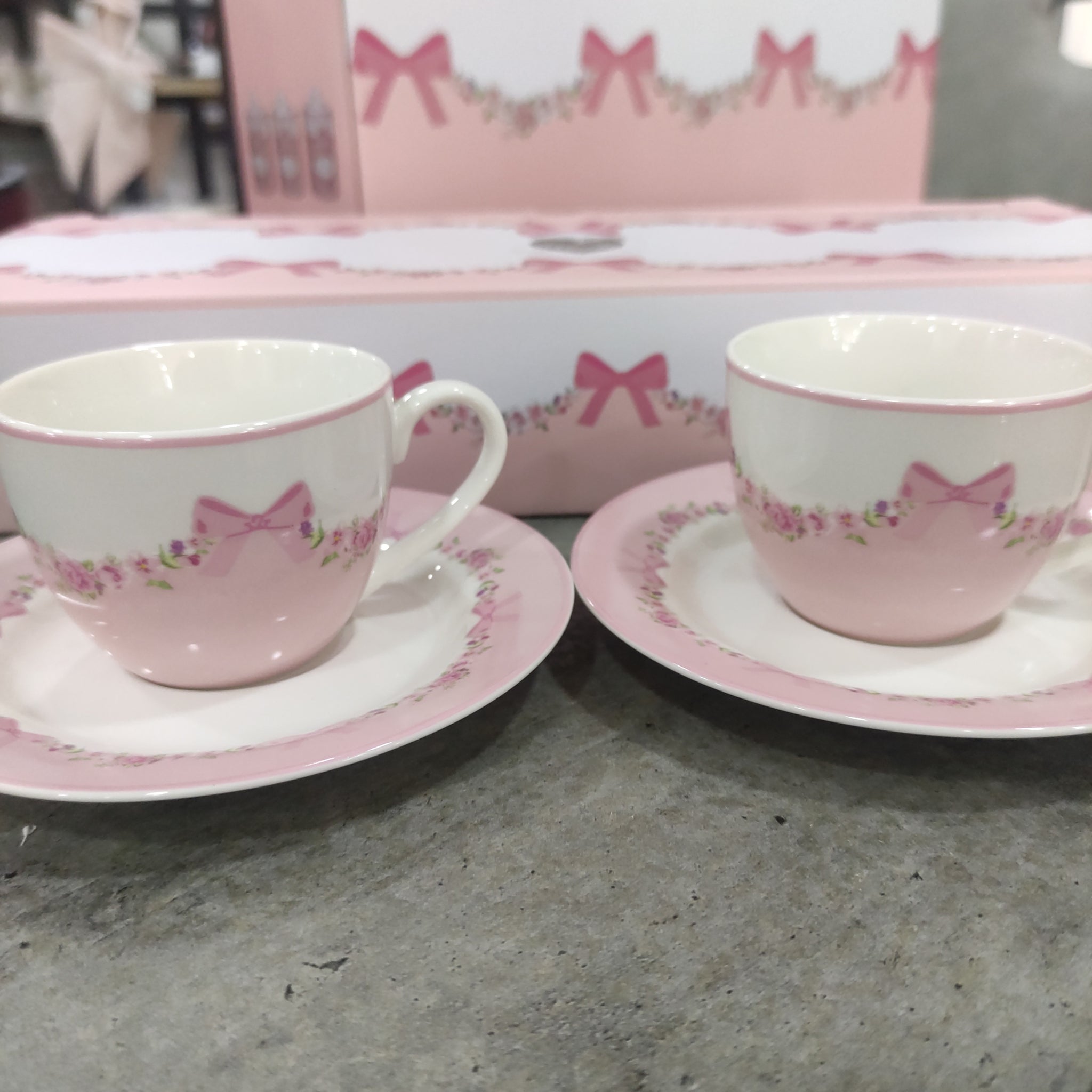 Kütahya Porselen Sophia Femina Caffè Turco Espresso Set per 6, Porcellana, Multicolore, 12 Pezzi Kütahya Porselen Sophia Femina Caffè Turco Espresso Set per 6, Porcellana, Multicolore, 12 Pezzi