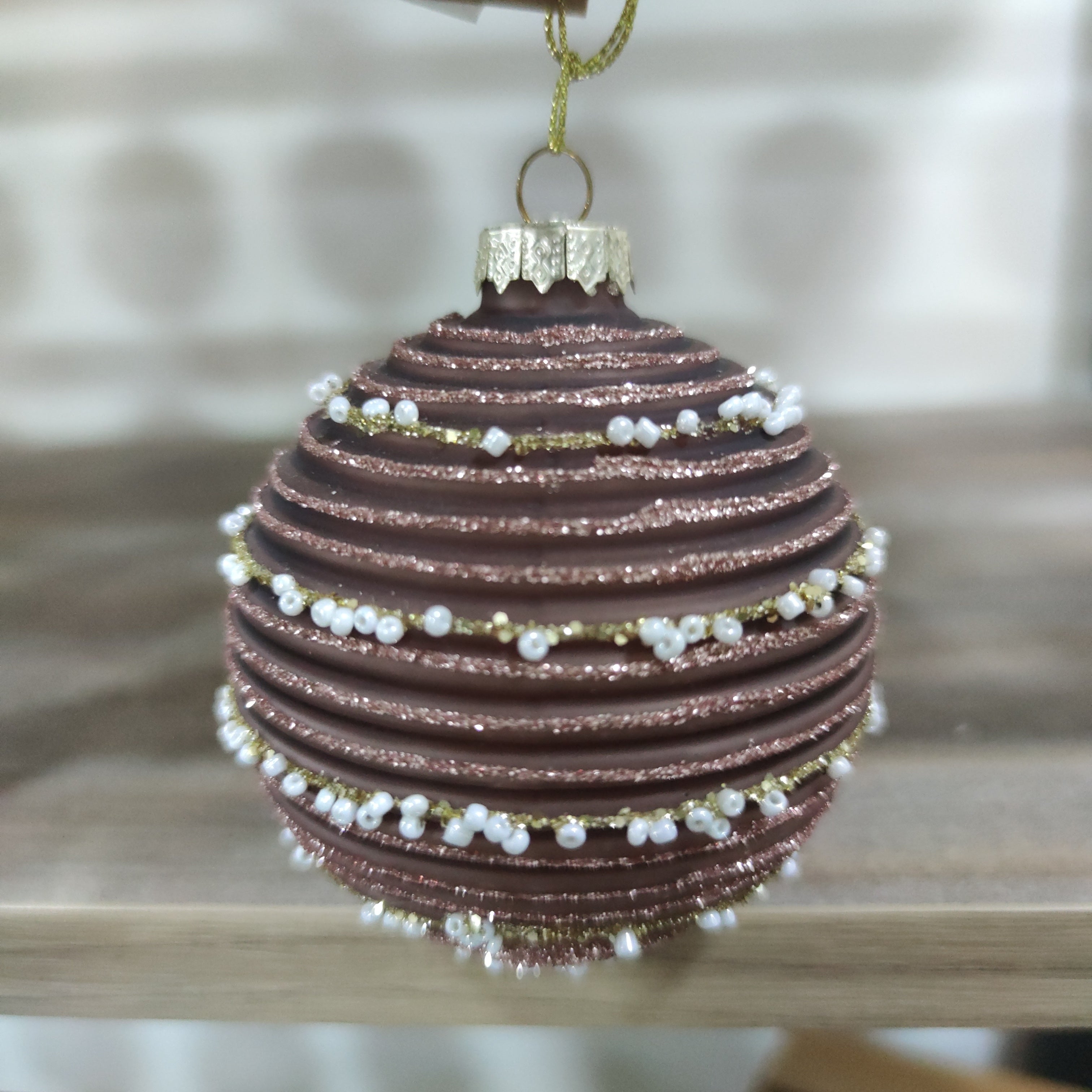 Pallina di Natale in Vetro Decorata a Mano – Rosa Antico