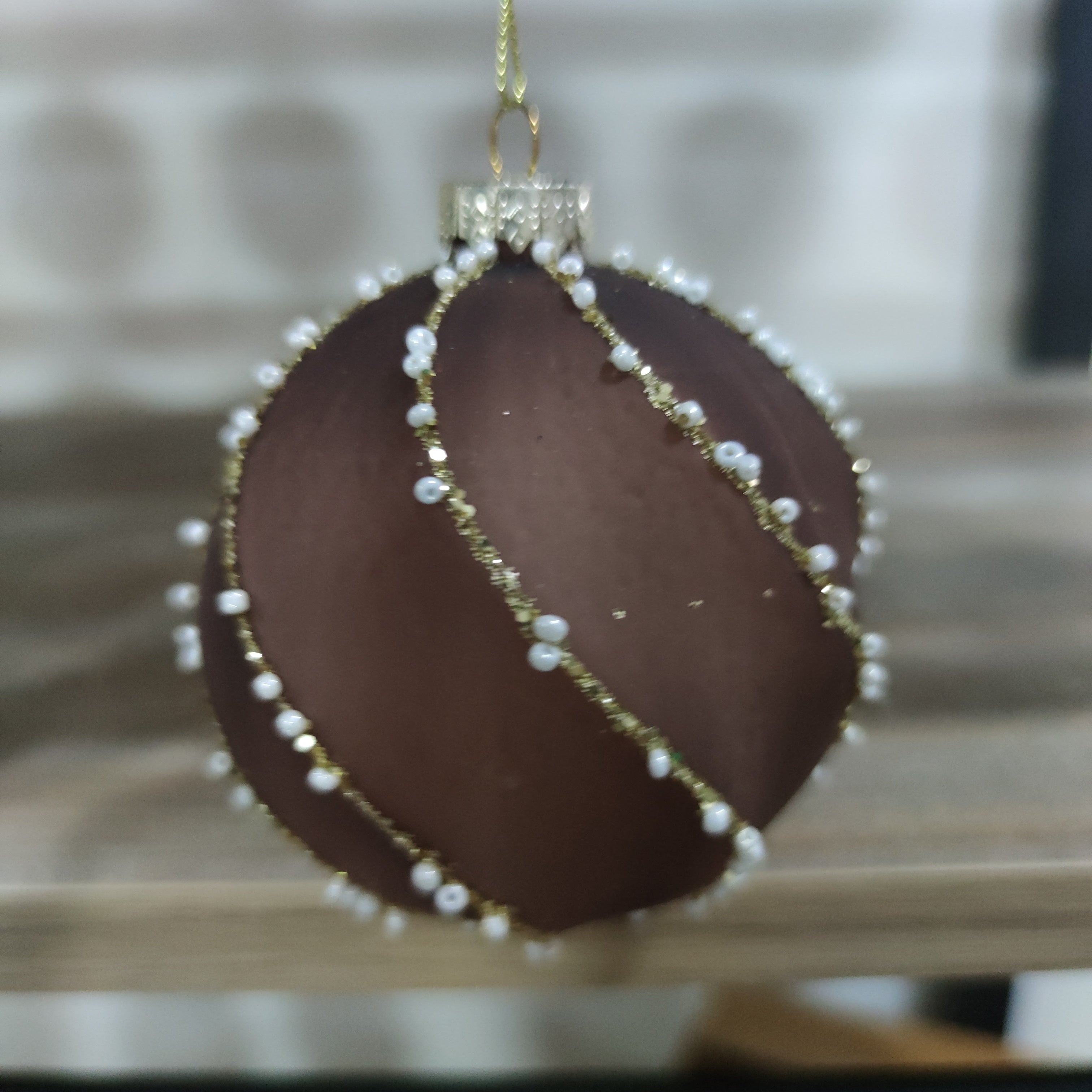 Pallina di Natale in Vetro Decorata a Mano – Rosa Antico