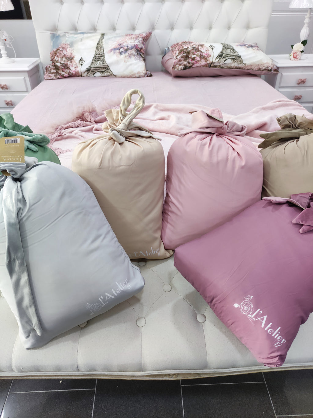 L'atelier 17 Plaid "Cancan" con bordo in velluto