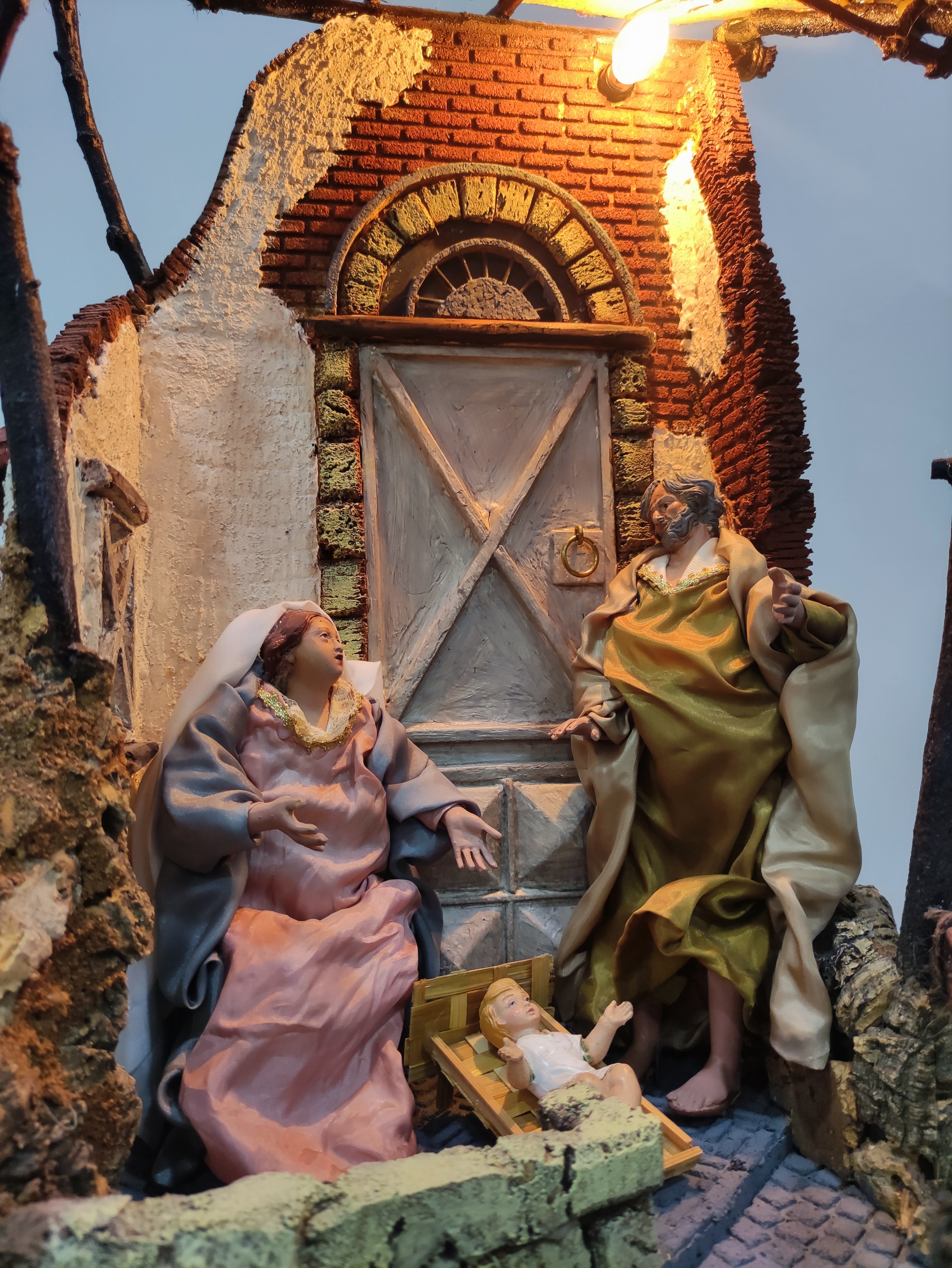 Presepe scoglio con base in legno